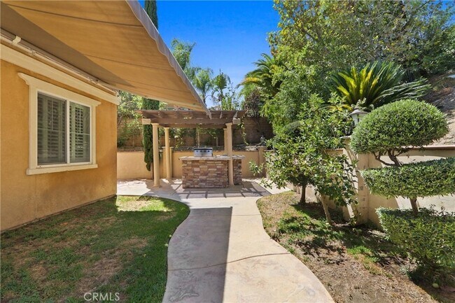 Building Photo - 15180 Willow Wood Ln
