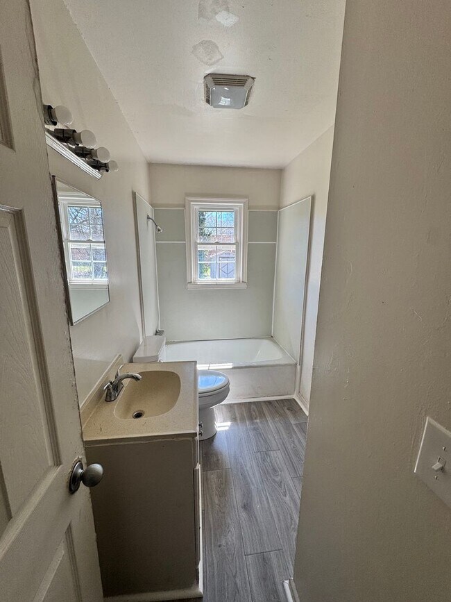 Building Photo - 3/1 House in Shelby, NC