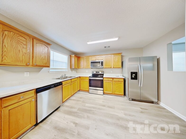 Building Photo - 4059 Angels Dr