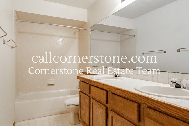 Building Photo - 6385 Shirecliff Dr