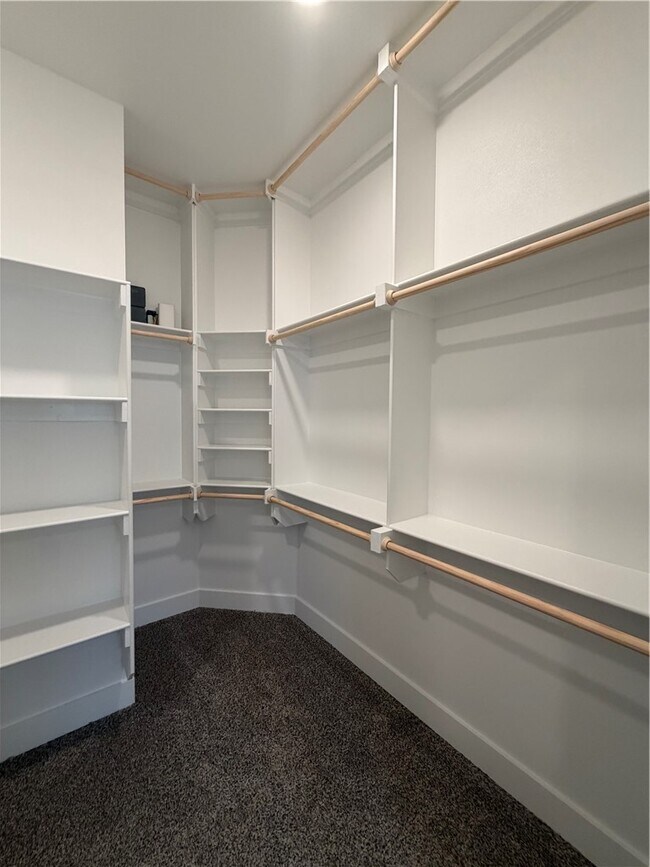 Building Photo - 241 Ryker Rdg