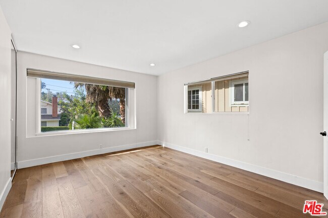 Building Photo - 21817 Providencia St