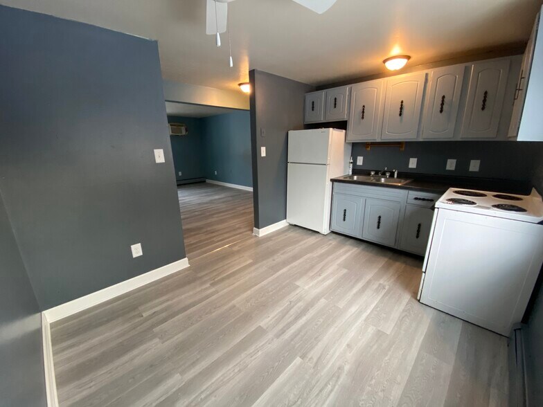 Building Photo - 2278 Grandview Rd