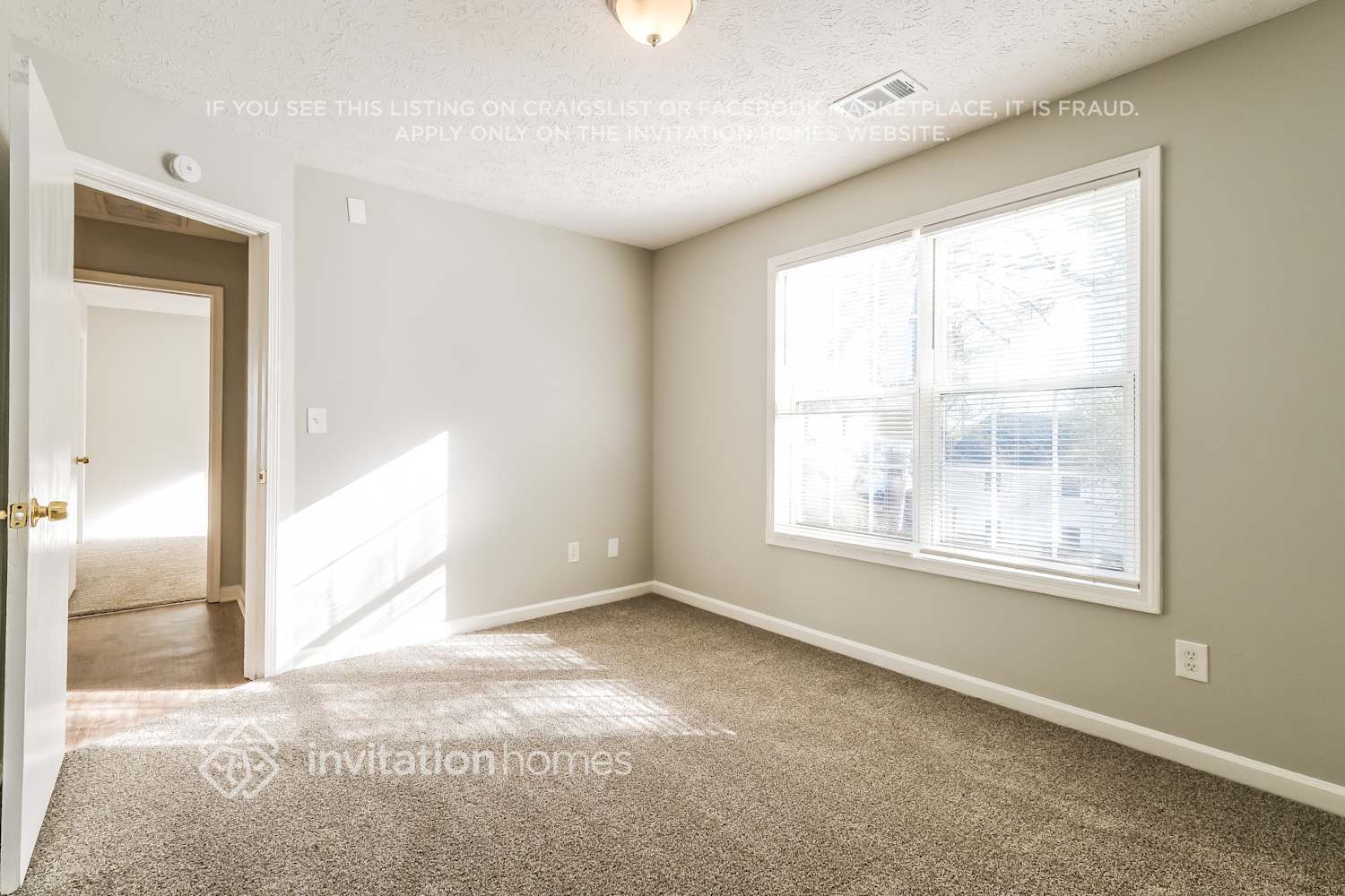 Building Photo - 2314 Kissing Tree Ln SE