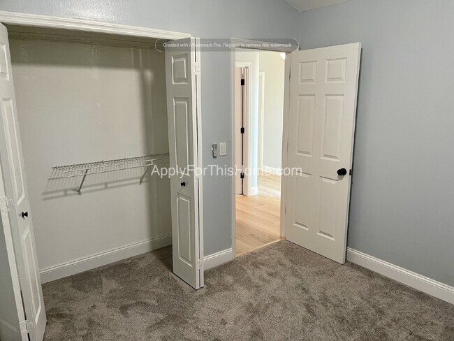 Building Photo - Single Family Home - Nice