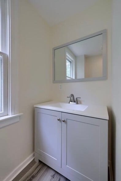 Building Photo - 1202 Baltimore St