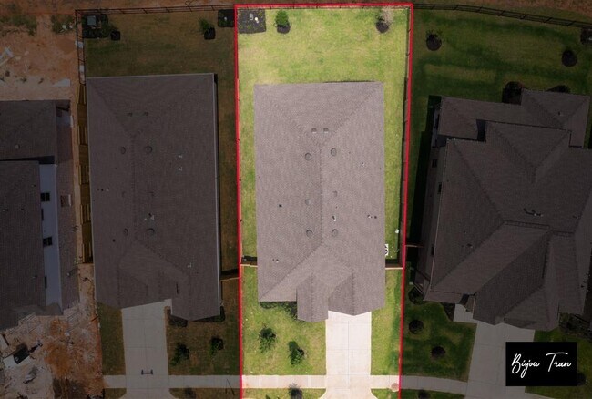 Building Photo - 1728 Daylight Lk Dr