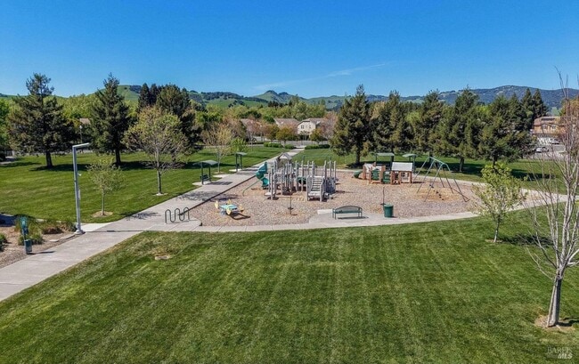 Building Photo - 5083 Moss Creek Way