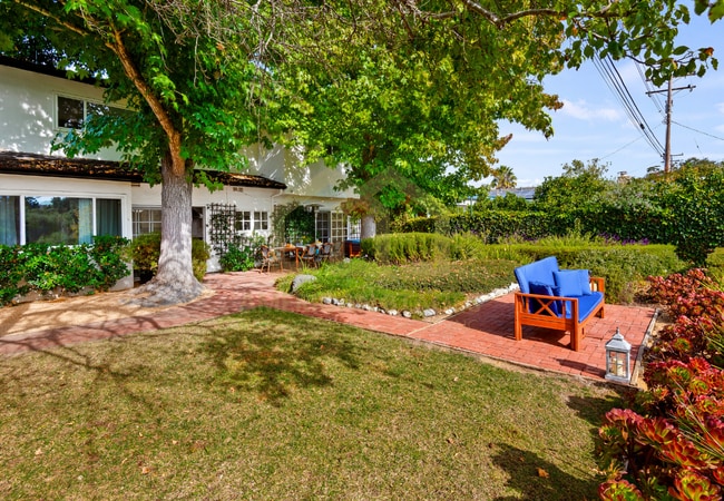 Building Photo - 1476 Crestline Dr