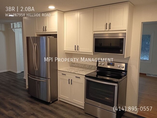 Building Photo - W249N7958 Hillside Rd