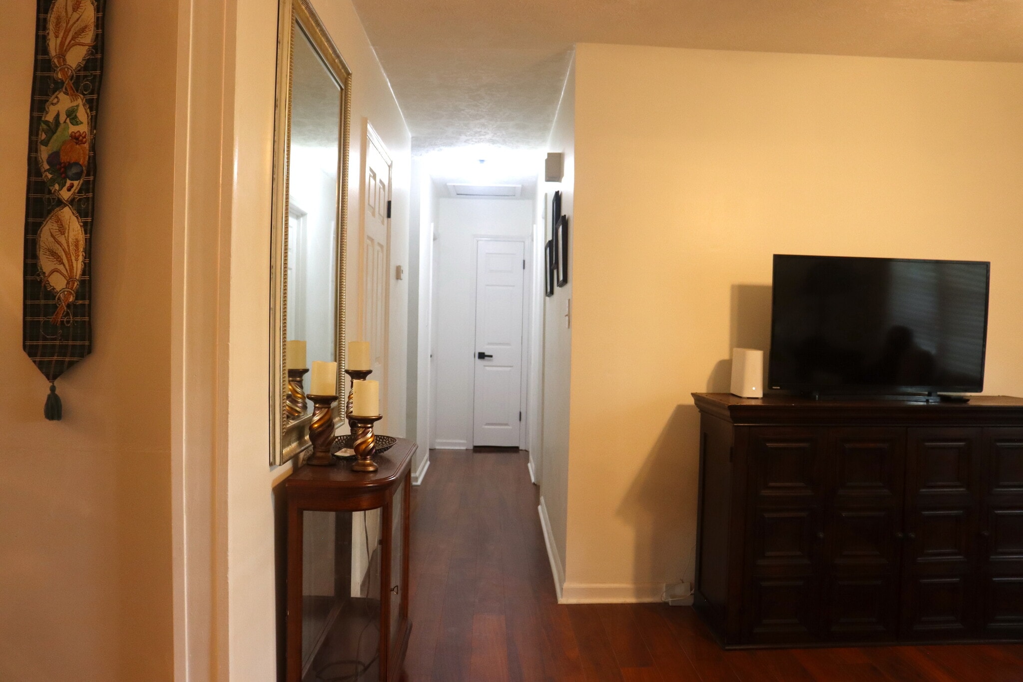 Hallway - 390 Dr Martin Luther King Pky