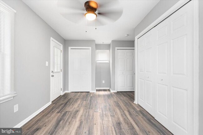 Building Photo - 303 Miles Rd