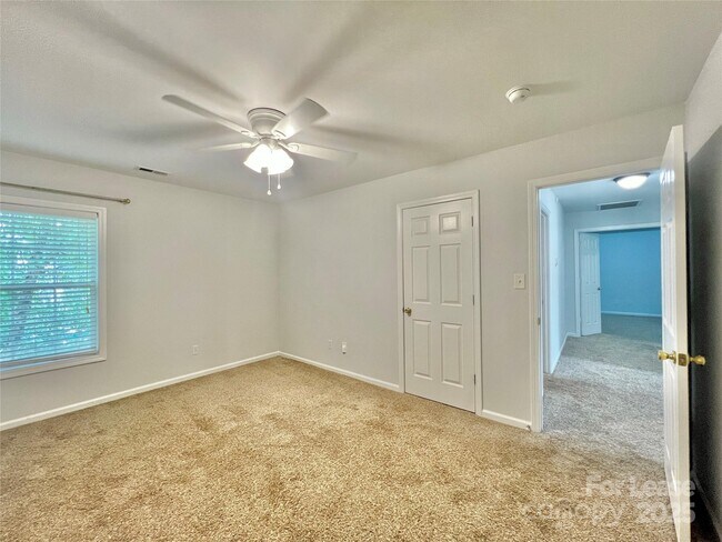 Building Photo - 5717 Lindley Crescent Dr