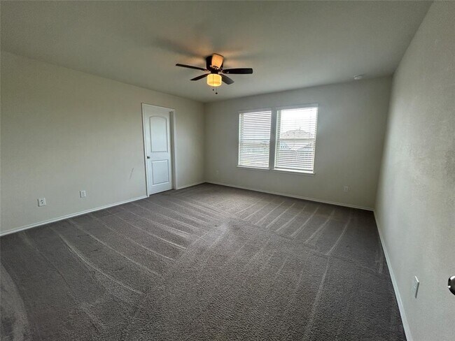 Building Photo - 249 La Dera Dr