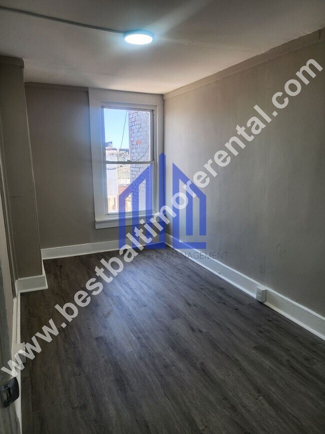Building Photo - Conviently located 3 Bed 1 Bath Home in Ea...