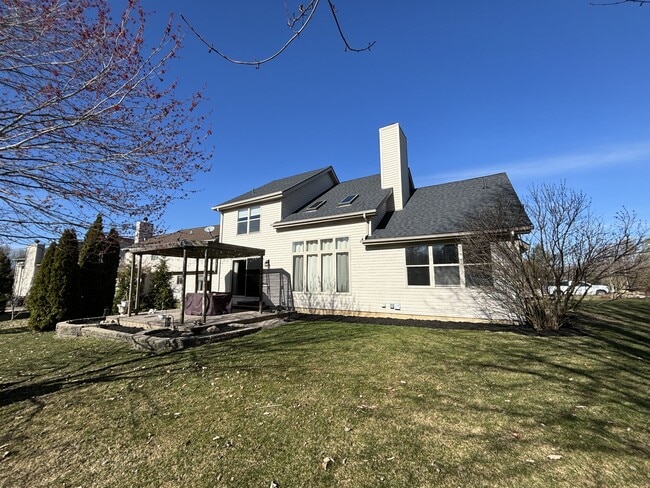 Building Photo - 603 E Castlebury Cir