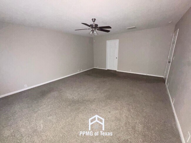 Building Photo - 18310 Atasca Wds Trce