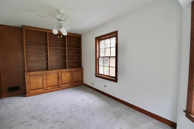 Building Photo - 1111 S Washington Ave