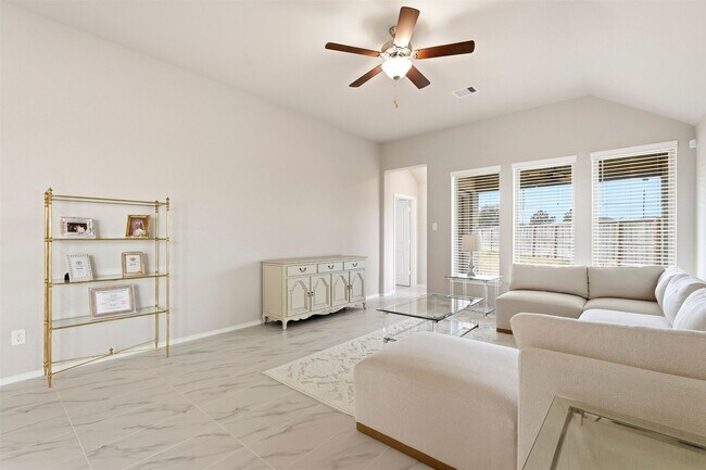 Building Photo - 10526 Cabot Trl