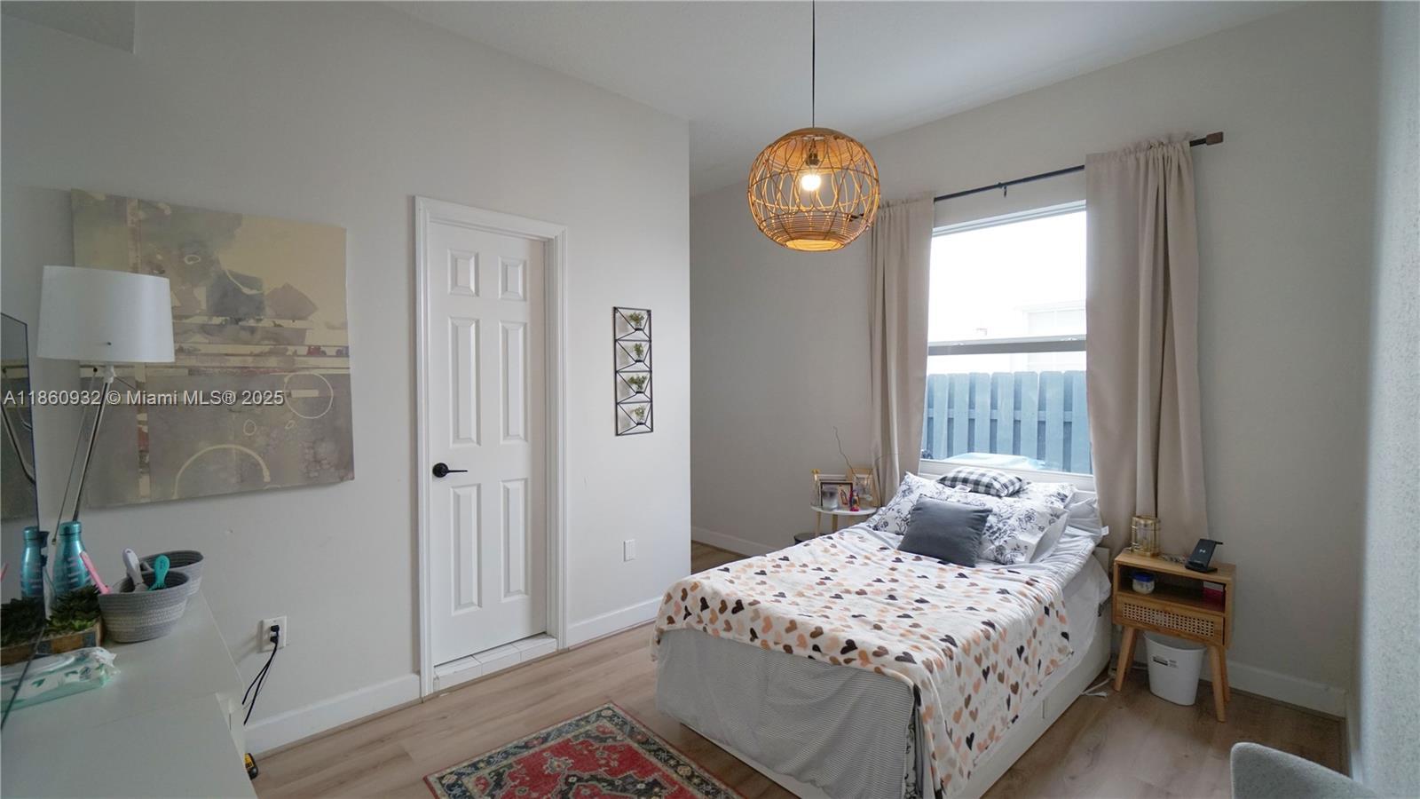 Building Photo - 7031 NW 113th Ct