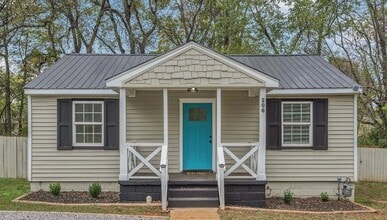 Building Photo - 206 Delaware Cir NW