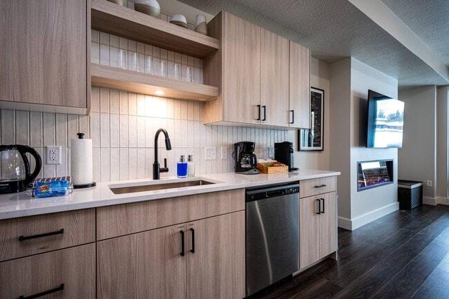 Building Photo - 3884 N 4975 E