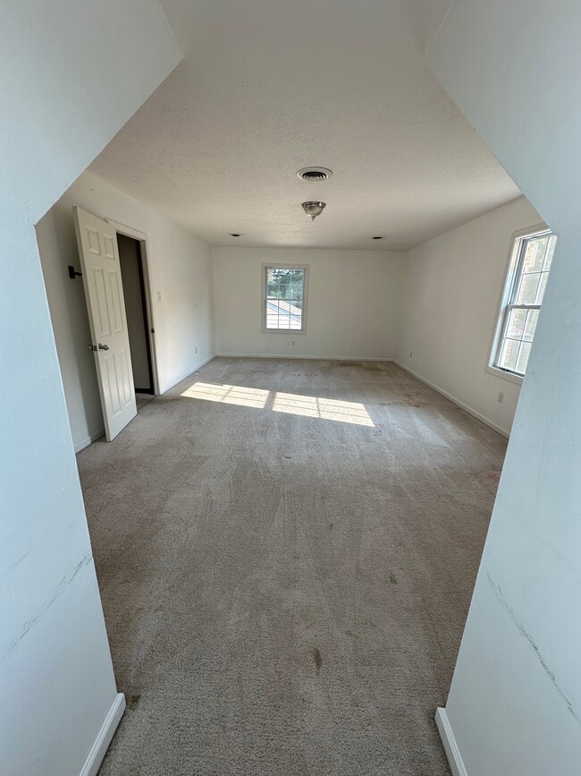Building Photo - 6095 Anvil Ln