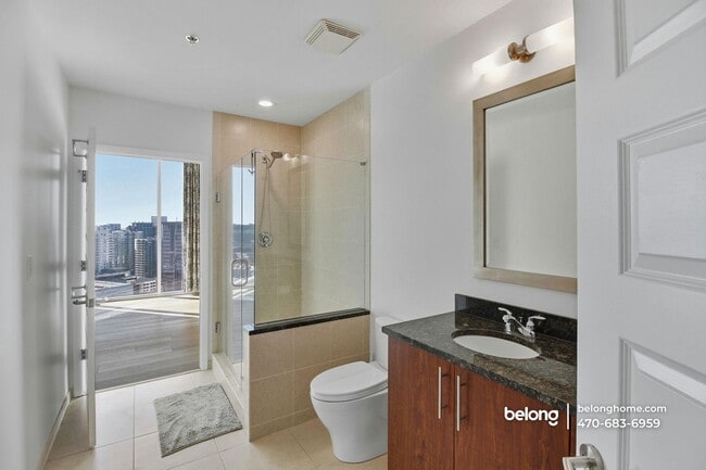 Building Photo - 1080 Peachtree St NE