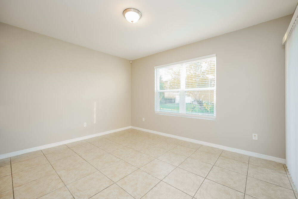 Building Photo - 2564 Surfside Blvd
