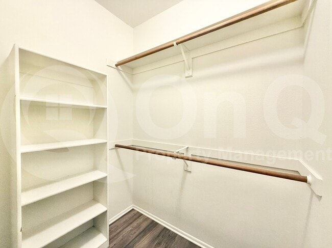 Building Photo - 11666 N 28th Dr
