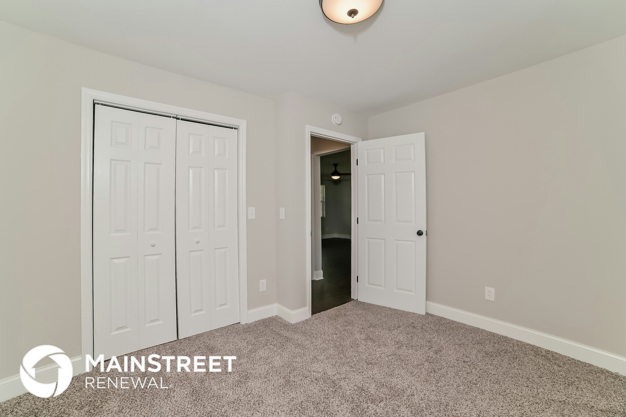 Building Photo - 1406 Blue Forest Ln