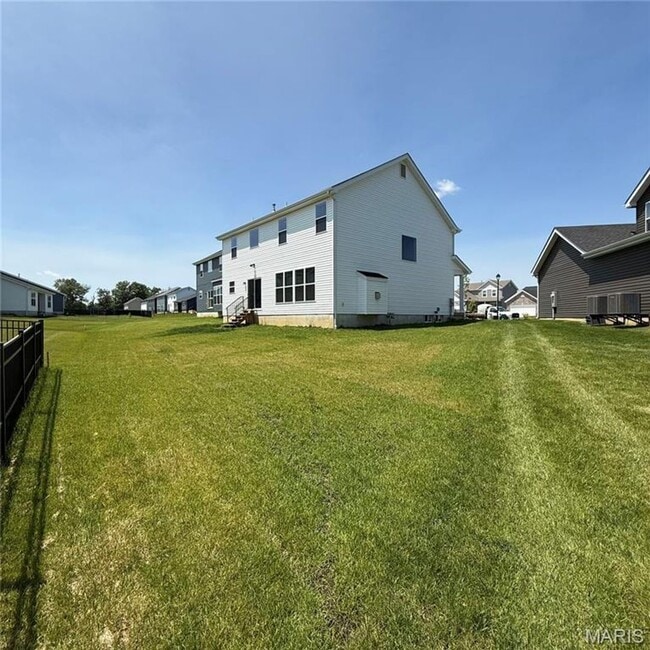 Building Photo - 934 Little Fieldstone Court