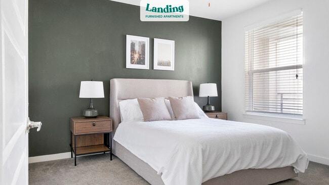 Building Photo - 2021 Sullivan Ln