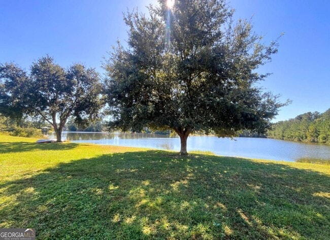 Building Photo - 242 Waters Edge Dr