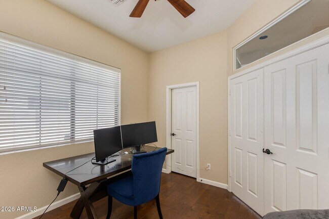 Building Photo - 7484 E Buteo Dr