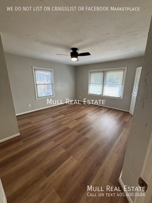 Building Photo - 3116 SW 40th St