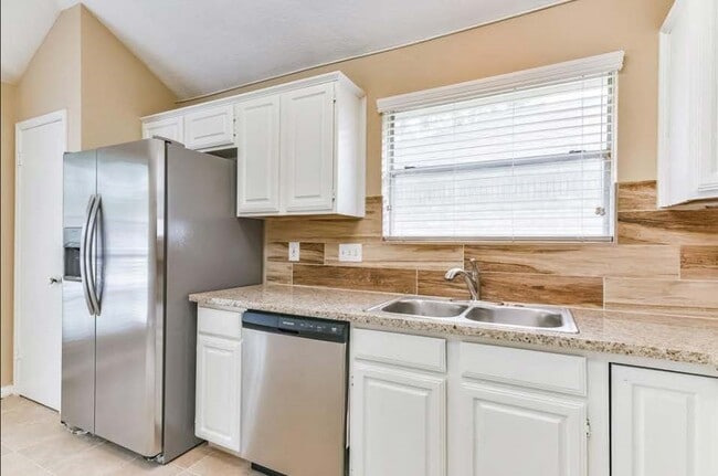 Building Photo - 4738 Cavern Dr