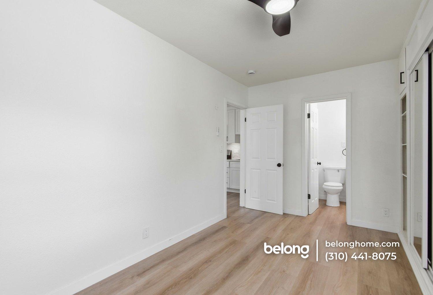 Building Photo - 314 S Santa Anita Ave
