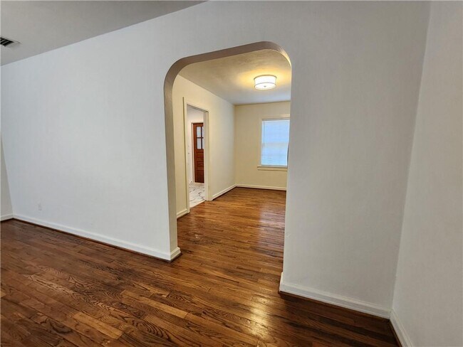 Building Photo - 1214 Palmetto St