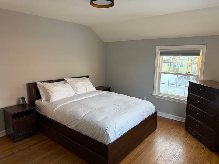 Building Photo - 135 Winthrop Ave