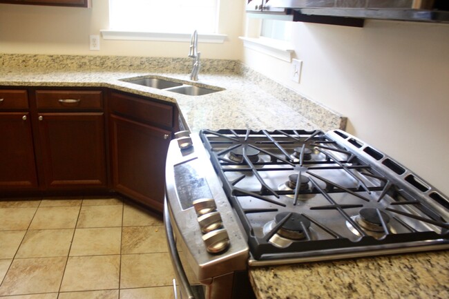 Building Photo - 1218 Wordsworth Ct