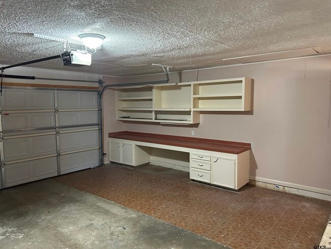 Building Photo - 4615 Edinburgh Dr