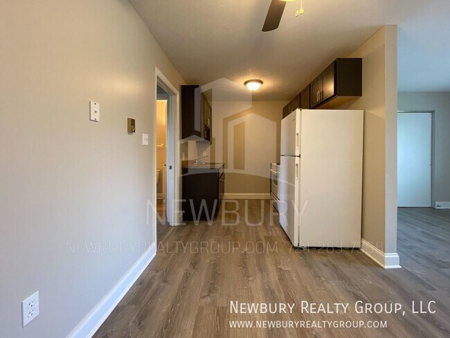 Building Photo - 29 Sunbury Estates