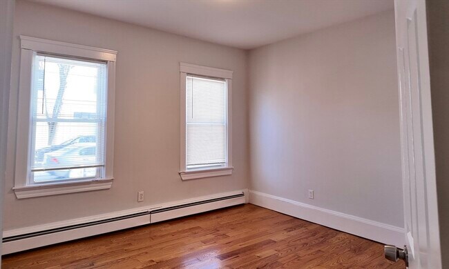 Building Photo - 88 Hampshire St