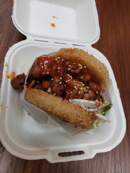 Building Photo - 6400 Christie Ave