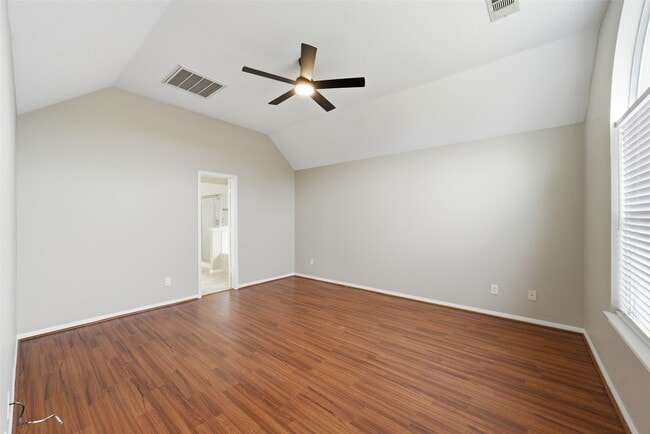 Building Photo - 11030 Desert Springs Cir