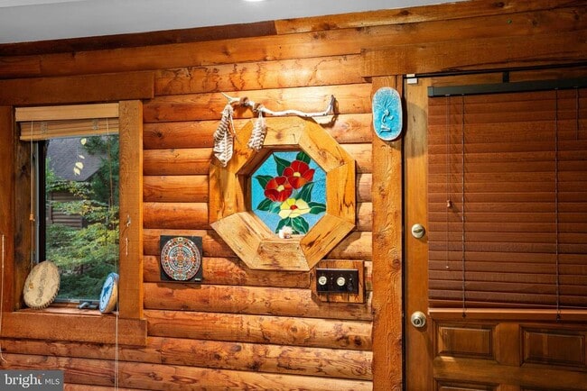 Building Photo - 15024 Wheeler Ln