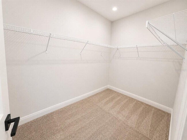 Building Photo - 13629 McMillan Dr