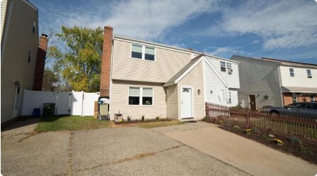 Building Photo - 57 Braithwaite Ln