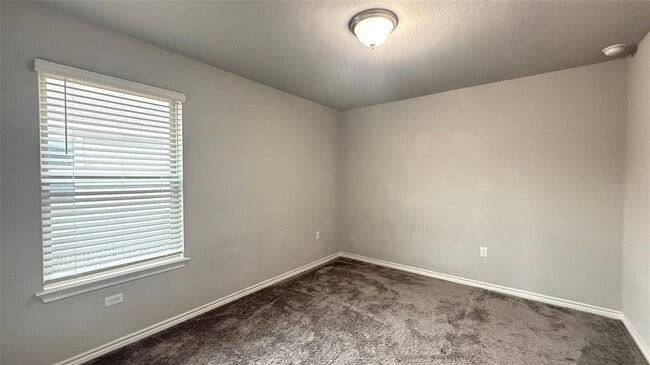 Building Photo - 9102 Gage Dr